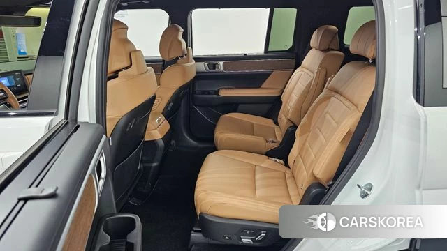 Hyundai Santa Fe (MX5) 2024 Белый из Кореи, фото 2