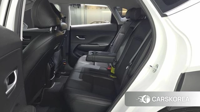 Hyundai Kona (SX2) 2023 Белый из Кореи, фото 2