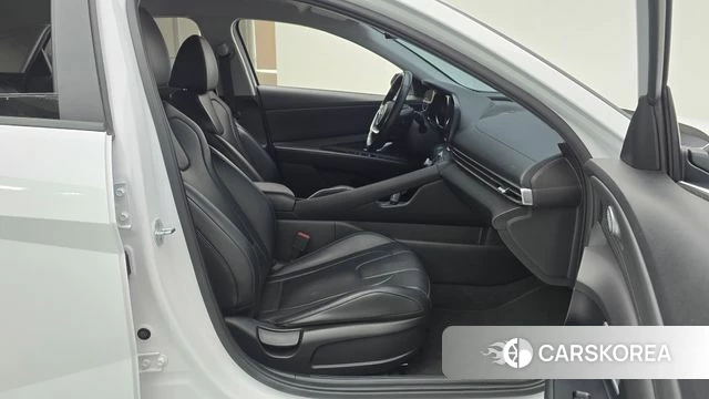 Hyundai Avante (CN7) 2021 Белый из Кореи, фото 2