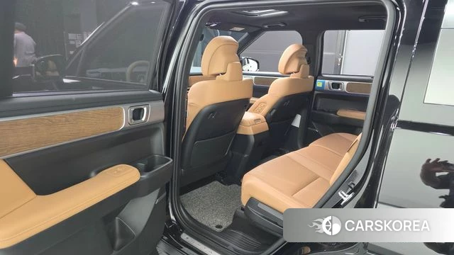 Hyundai Santa Fe (MX5) 2024 Черный из Кореи, фото 2