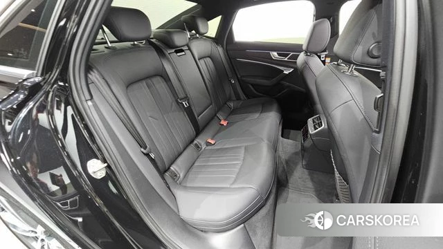 Audi A6 (C8) 2021 Черный из Кореи, фото 2