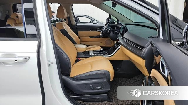 Kia Carnival 4th generation 2022 Белый из Кореи, фото 2