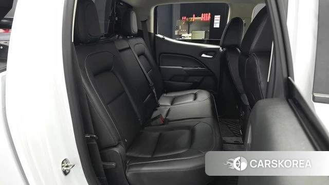 Chevrolet (GM Daewoo) Real New Colorado 2022 Белый из Кореи, фото 2
