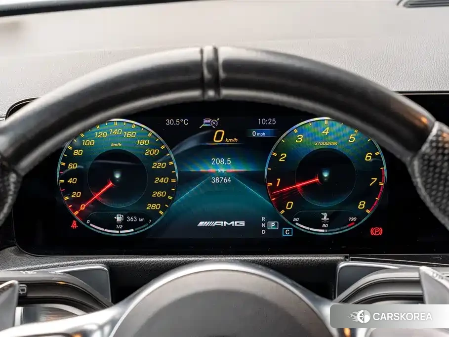 Mercedes-Benz AMG GLB 2022 Белый из Китая, фото 2