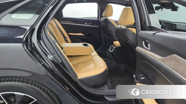 Kia K5 3rd generation 2023 Черный из Кореи, фото 2