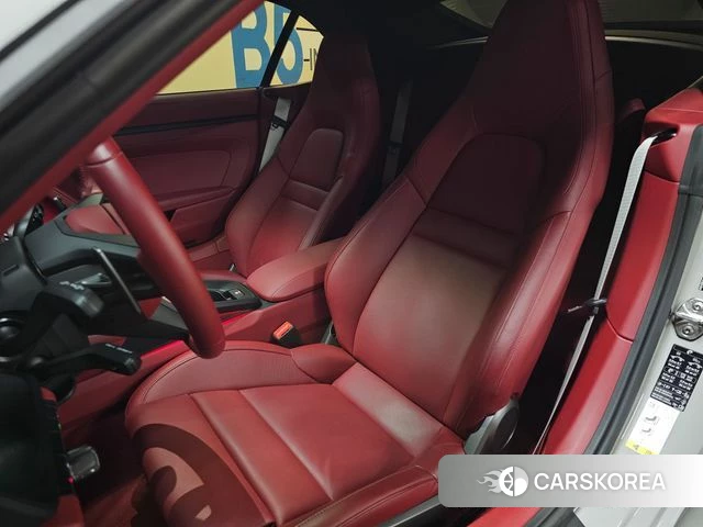 Porsche 911(992) 2024 Серебристо-серый из Кореи, фото 2