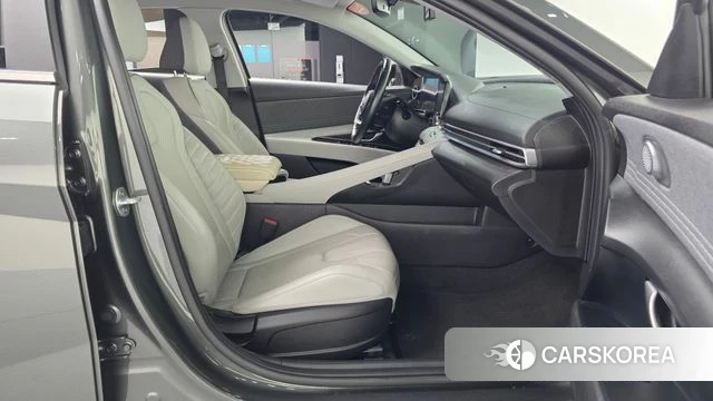 Hyundai Avante (CN7) 2021 Серый из Кореи, фото 2