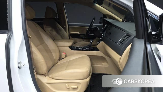 Kia The New Carnival 2020 Белый из Кореи, фото 2
