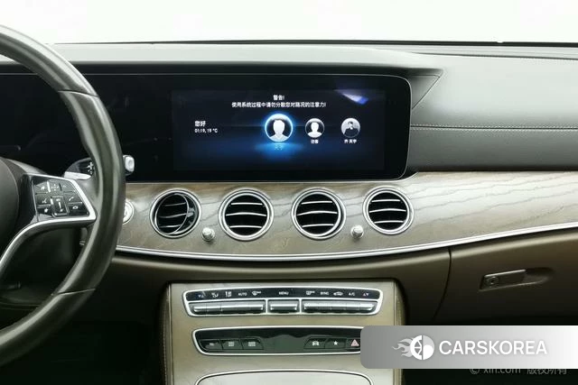 Mercedes-Benz E-Class 2021 Черный из Китая, фото 2