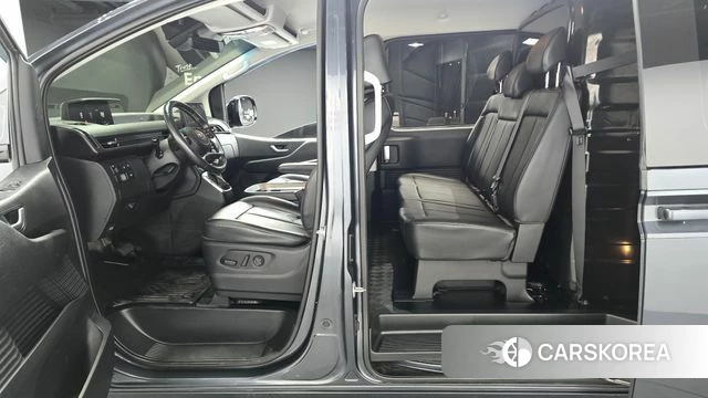 Hyundai Staria 2022 Серый из Кореи, фото 2