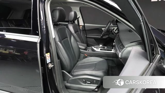 Audi Q7 (4M) 2019 Черный из Кореи, фото 2