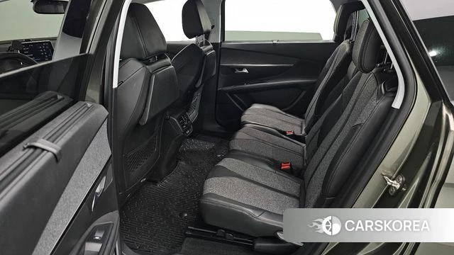 Peugeot 5008 second generation 2018 Серый из Кореи, фото 2