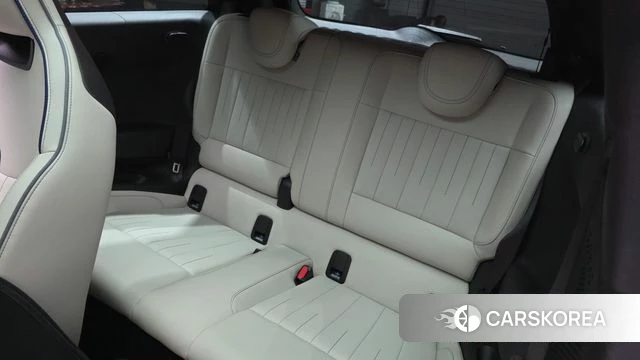 Mini Cooper Electric 4th Generation 2024 Черный из Кореи, фото 2