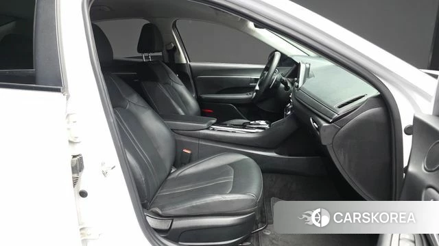 Hyundai Sonata (DN8) 2019 Белый из Кореи, фото 2