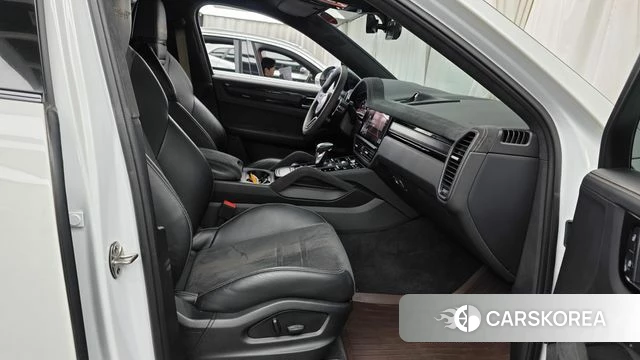 Porsche Cayenne (PO536) 2022 Белый из Кореи, фото 2