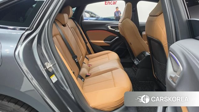 Audi A5 (B10) 2025 Серый из Кореи, фото 2