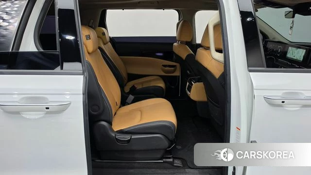 Kia Carnival 4th generation 2023 Белый из Кореи, фото 2