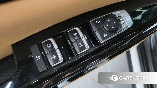 Kia Carnival 4th generation 2023 Белый из Кореи, фото 2