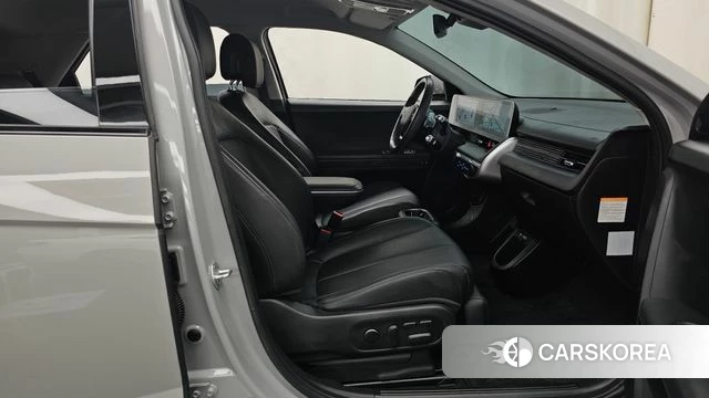 Hyundai Ionic 5 2021 Серебристо-серый из Кореи, фото 2