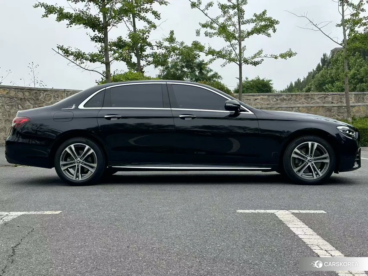 Mercedes-Benz E-Class 2022 Черный из Китая, фото 2