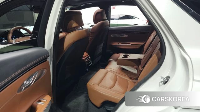 Genesis GV70 2022 Белый из Кореи, фото 2