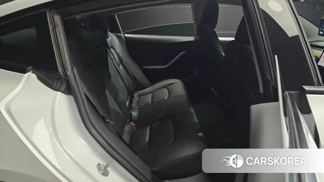 Tesla Model 3 2021 Белый из Кореи, фото 2