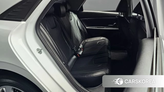 Hyundai Avante (CN7) 2021 Белый из Кореи, фото 2