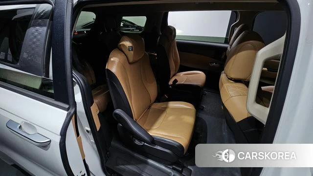 Kia Carnival 4th generation 2023 Белый из Кореи, фото 2