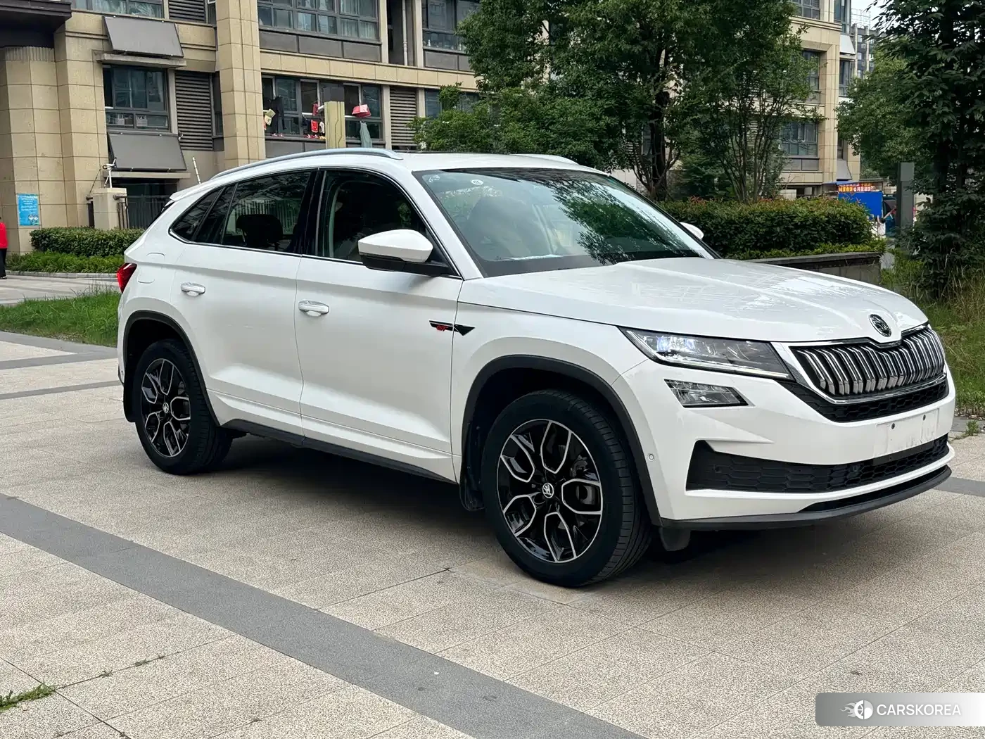 Skoda Kodiaq 2021 Белый из Китая, фото 2