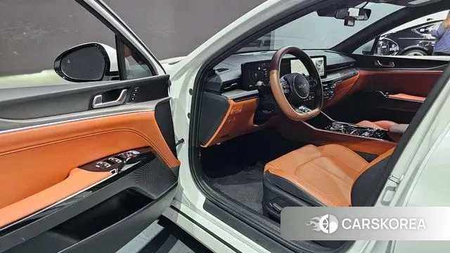 Kia The New K5 3rd generation 2025 Белый из Кореи, фото 2