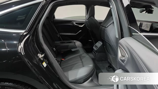 Audi A5 (B10) 2026 Черный из Кореи, фото 2