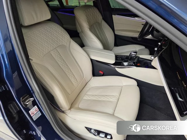 BMW 5 Series (G30) 2022 Синий из Кореи, фото 2