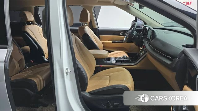 Kia Carnival 4th generation 2022 Белый из Кореи, фото 2
