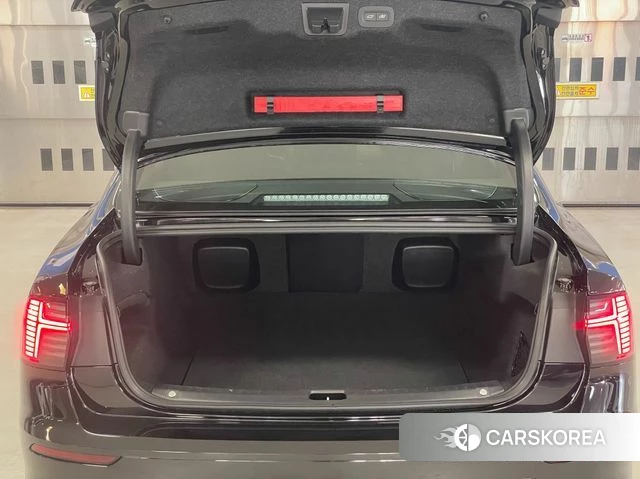 Volvo S90 2025 Белый из Кореи, фото 2