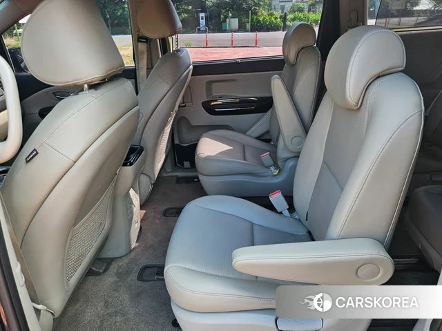 Kia The New Carnival 2018 Черный из Кореи, фото 2