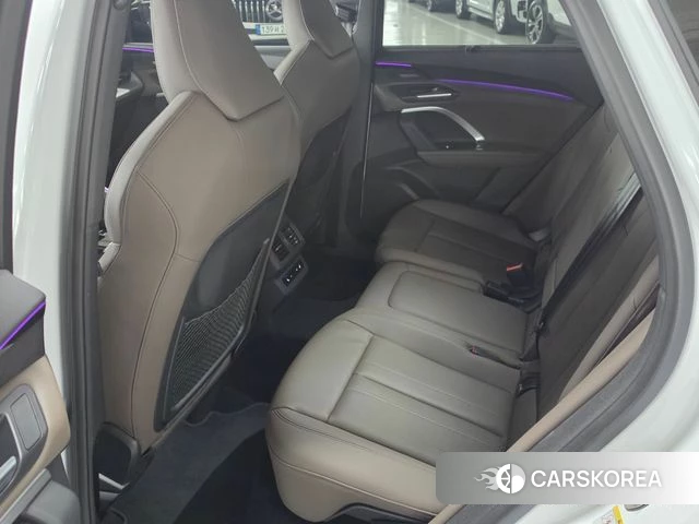 Audi Q5 (80A) 2025 Белый из Кореи, фото 2