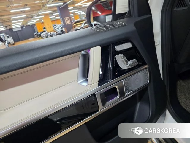 Mercedes-Benz G-Class W463b 2020 Белый из Кореи, фото 2