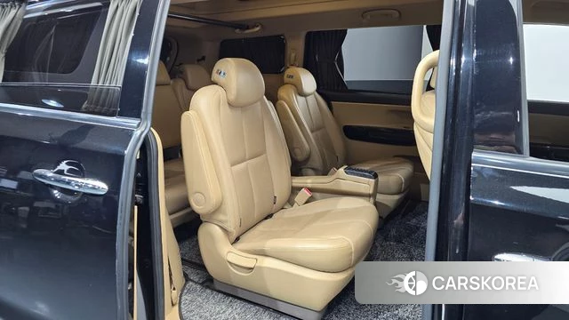 Kia The New Carnival 2018 Черный из Кореи, фото 2