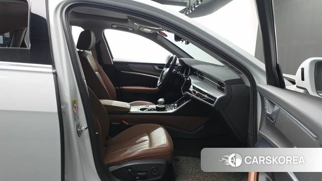 Audi A6 (C8) 2020 Белый из Кореи, фото 2