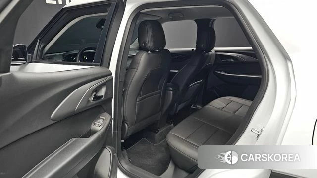Chevrolet (GM Daewoo) The New Trail Blazer 2026 Белый из Кореи, фото 2
