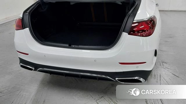 Mercedes-Benz E-Class W214 2026 Белый из Кореи, фото 2