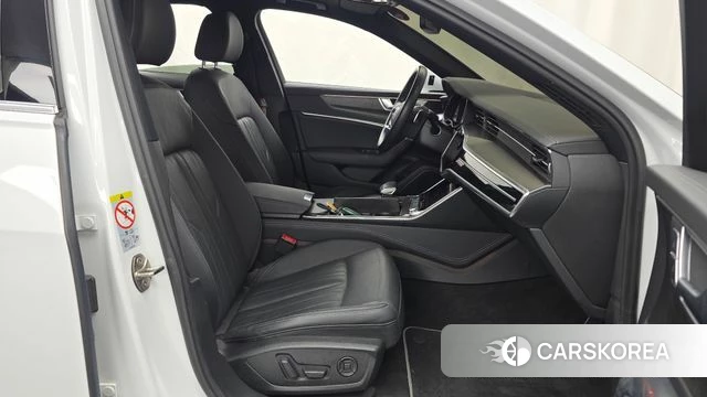 Audi A6 (C8) 2021 Белый из Кореи, фото 2