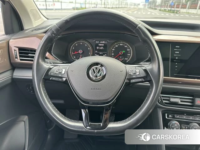 Volkswagen Tharu 2020 Белый из Китая, фото 2