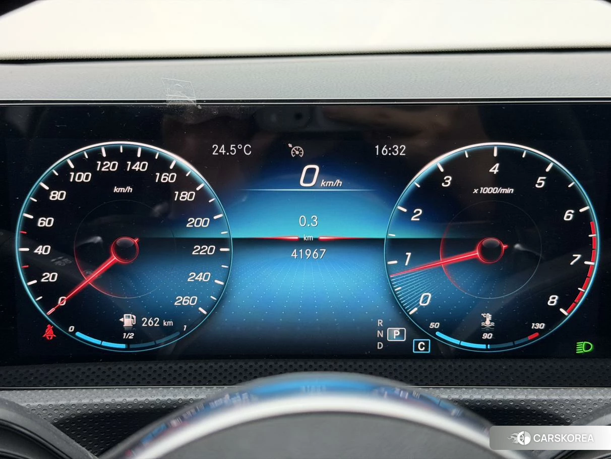 Mercedes-Benz A-Class 2021 Белый из Китая, фото 2