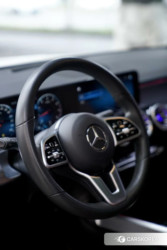 Mercedes-Benz GLB 2021 Белый из Китая, фото 2