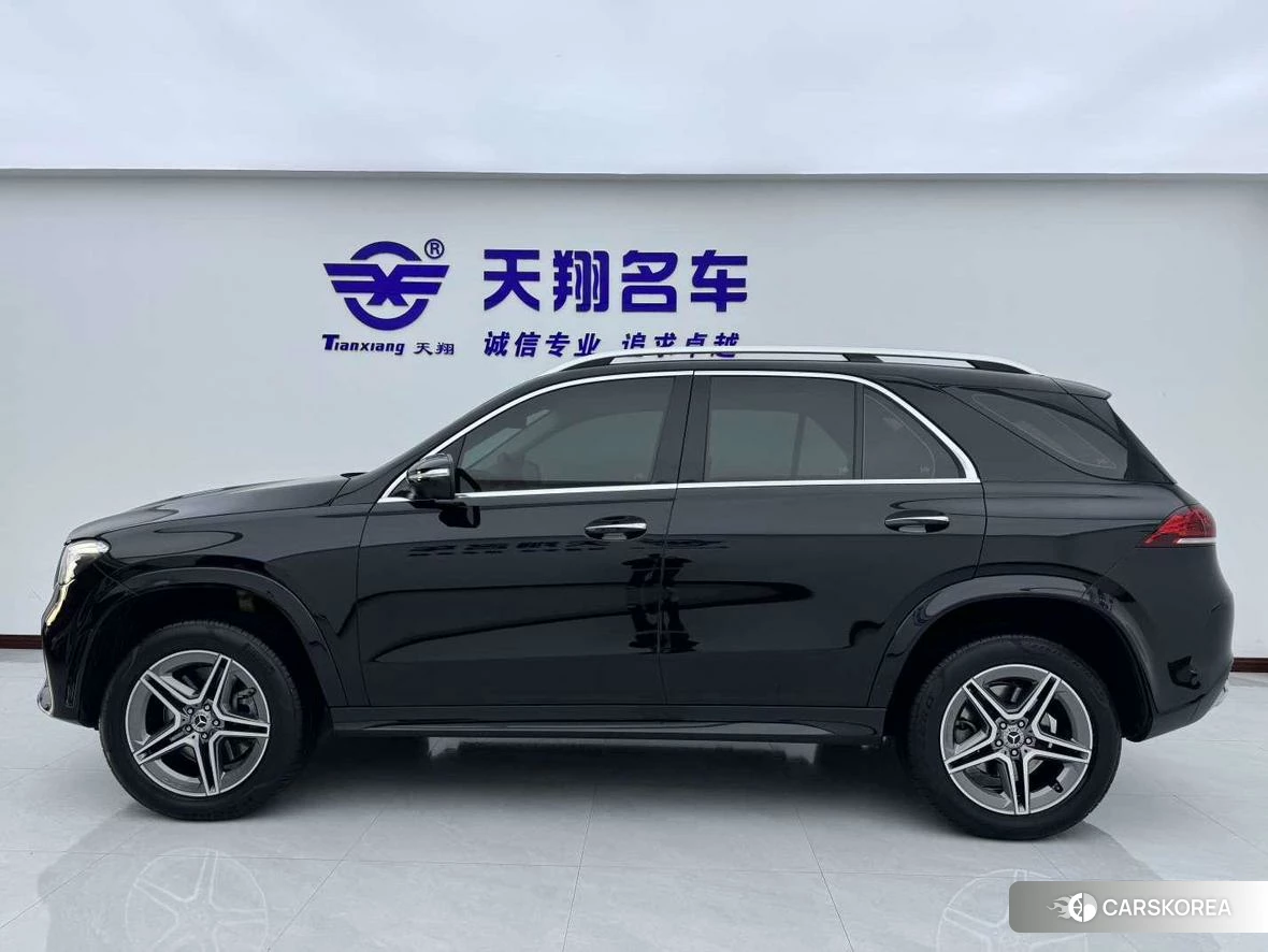 Mercedes-Benz GLE 2020 Черный из Китая, фото 2