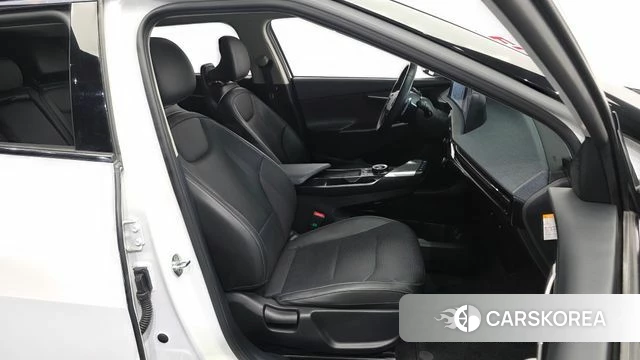 Kia EV6 2022 Белый из Кореи, фото 2
