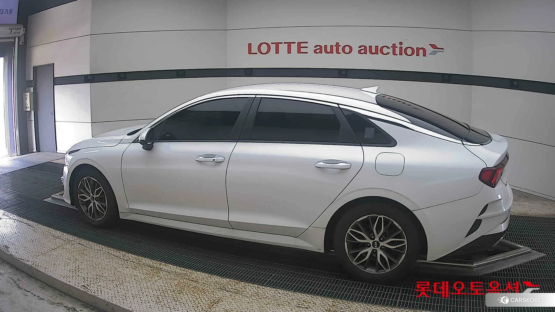 Kia K5 2021 Snow White Pearl (optional) из Кореи, фото 2