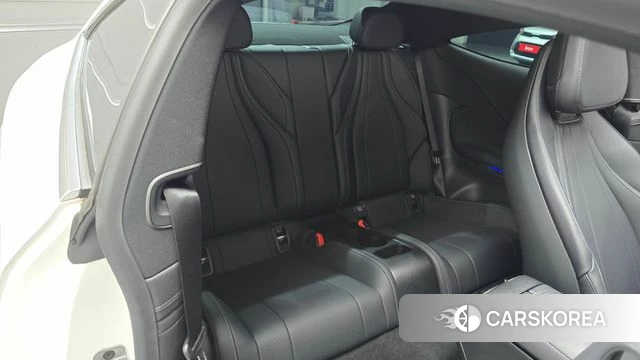 Mercedes-Benz CLE-Class C236 2024 Белый из Кореи, фото 2