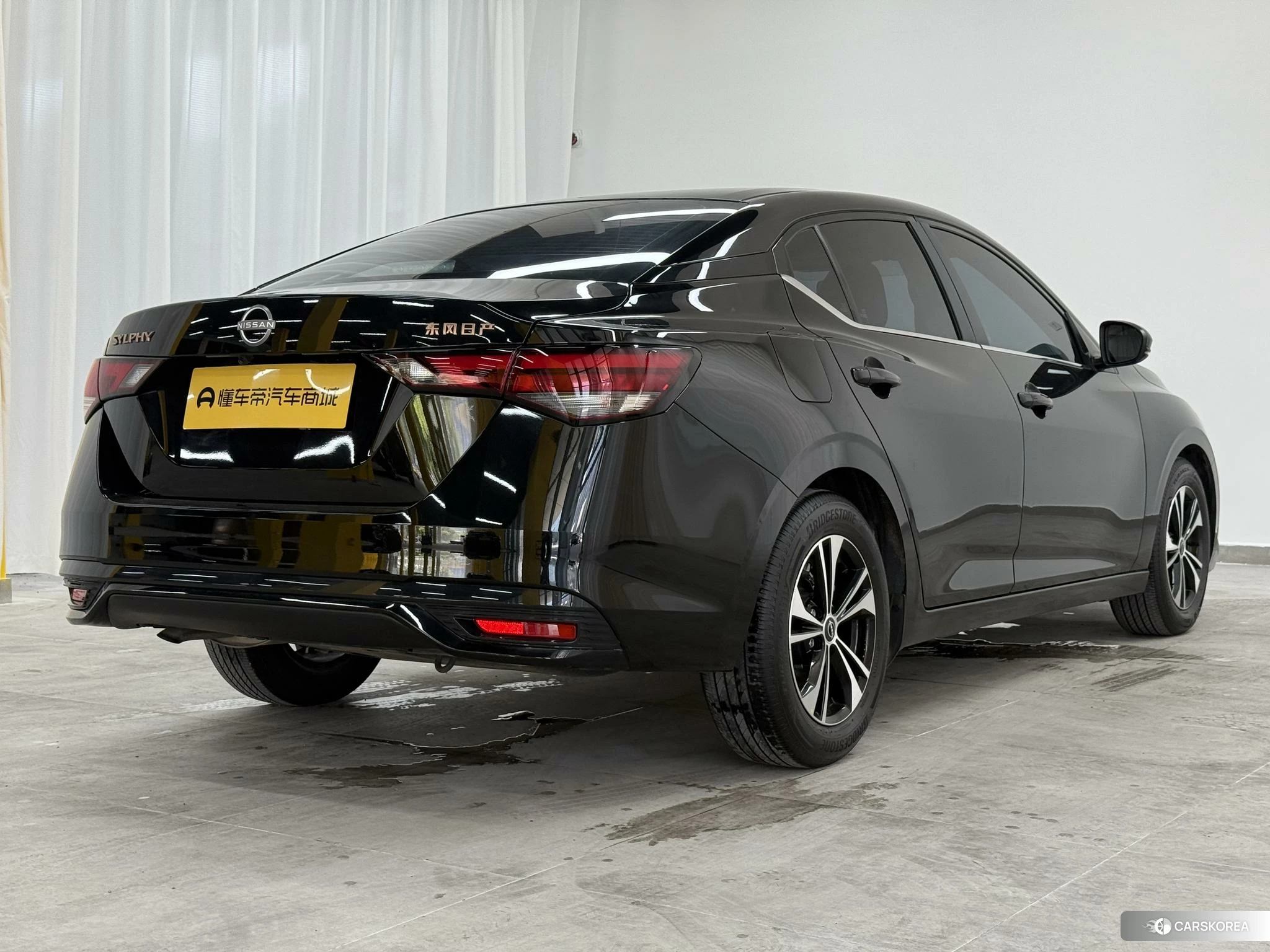 Nissan Sylphy 2024 Черный из Китая, фото 2